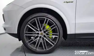 Porsche Cayenne 2020 3.0 Автомат в Москве № 594122, миниатюра 5