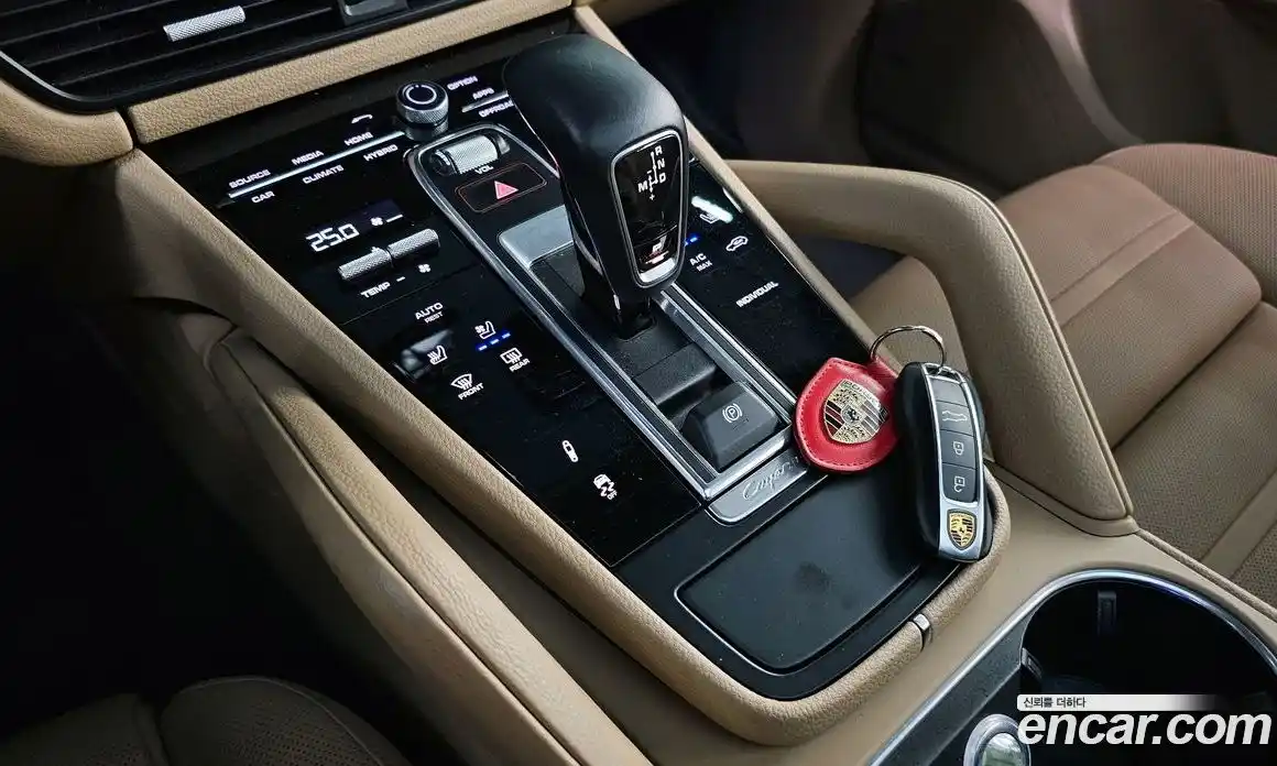 Porsche Cayenne 2020 3.0 Автомат в Москве № 594122, фото 9