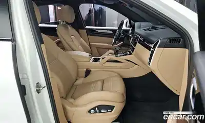 Porsche Cayenne 2020 3.0 Автомат в Москве № 594122, миниатюра 10