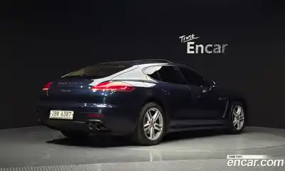 Porsche Panamera 2014 3.0 Автомат в Москве № 594349, миниатюра 2