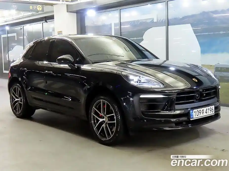 Porsche Macan 2023 2.9 Автомат в Москве № 594460, фото 1