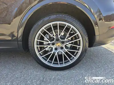Porsche Cayenne 2020 3.0 Автомат в Москве № 594468, миниатюра 5