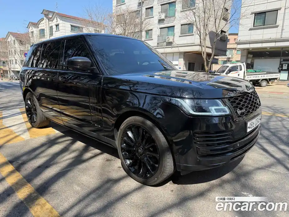 Land Rover Range-Rover 2015 4.4 Автомат в Москве № 594972, фото 7