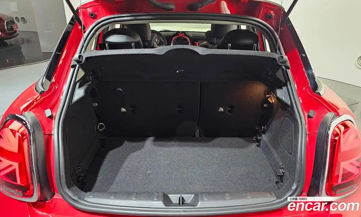 Mini Cooper 2020 1.5 Автомат в Москве № 595059, фото 20