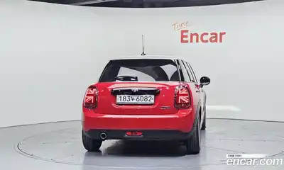 Mini Cooper 2020 1.5 Автомат в Москве № 595059, миниатюра 4