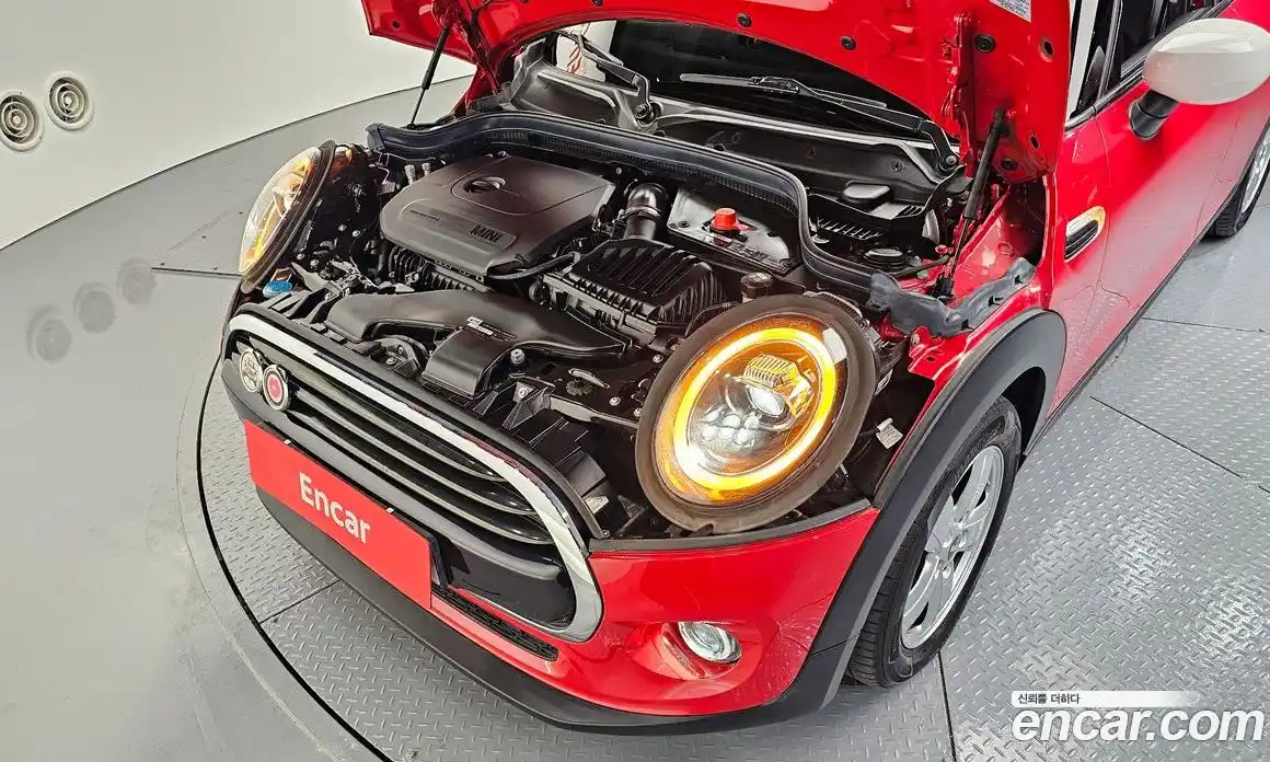 Mini Cooper 2020 1.5 Автомат в Москве № 595059, фото 6
