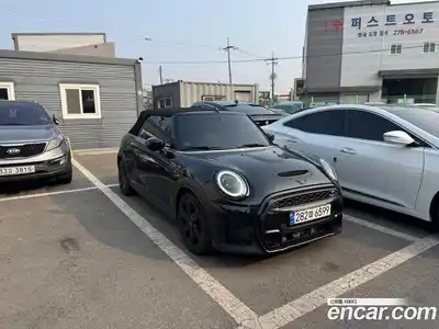 Mini Cooper Convertible 2023 2.0 Автомат в Москве № 595259, миниатюра 2