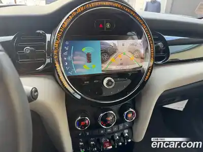 Mini Cooper Convertible 2023 2.0 Автомат в Москве № 595259, миниатюра 9