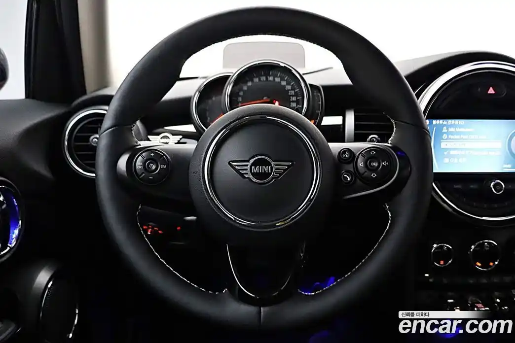 Mini Cooper 2020 1.5 Автомат в Москве № 595267, фото 16