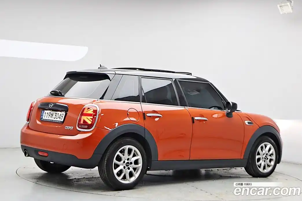 Mini Cooper 2020 1.5 Автомат в Москве № 595267, фото 4