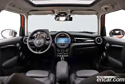 Mini Cooper 2020 1.5 Автомат в Москве № 595267, миниатюра 7