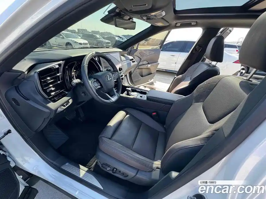 Lexus RX 2025 2.5 Автомат в Москве № 595489, фото 19