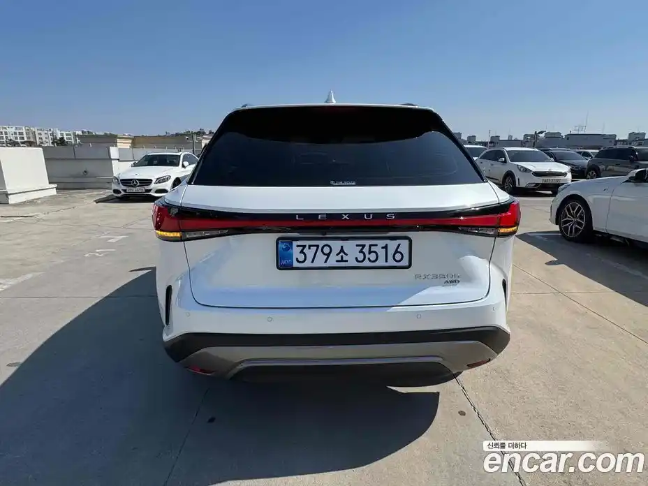 Lexus RX 2025 2.5 Автомат в Москве № 595489, фото 4