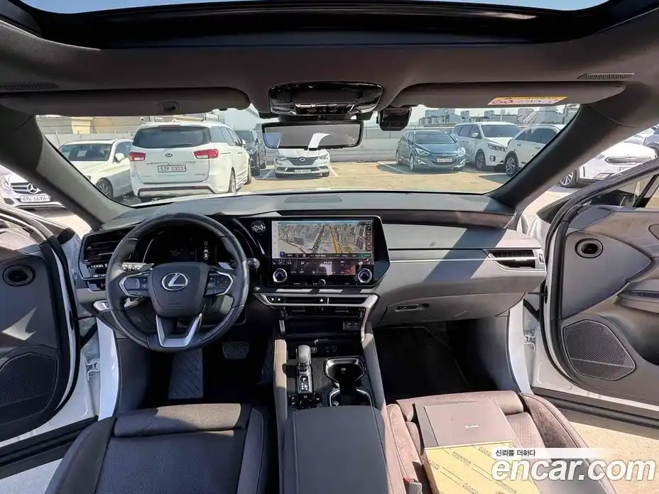 Lexus RX 2025 2.5 Автомат в Москве № 595489, фото 7