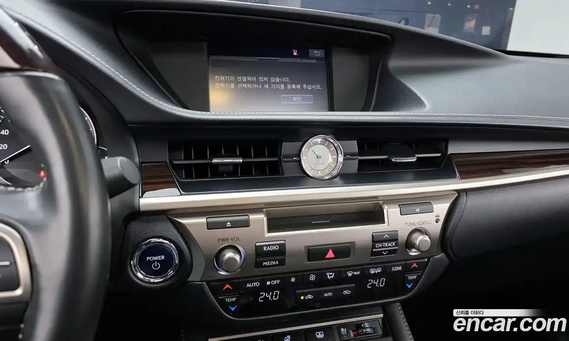 Lexus ES 2018 2.5 Автомат в Москве № 595524, фото 14