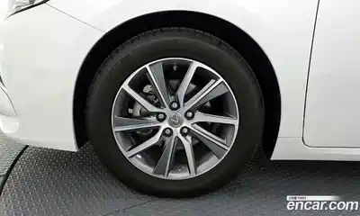Lexus ES 2018 2.5 Автомат в Москве № 595524, миниатюра 5