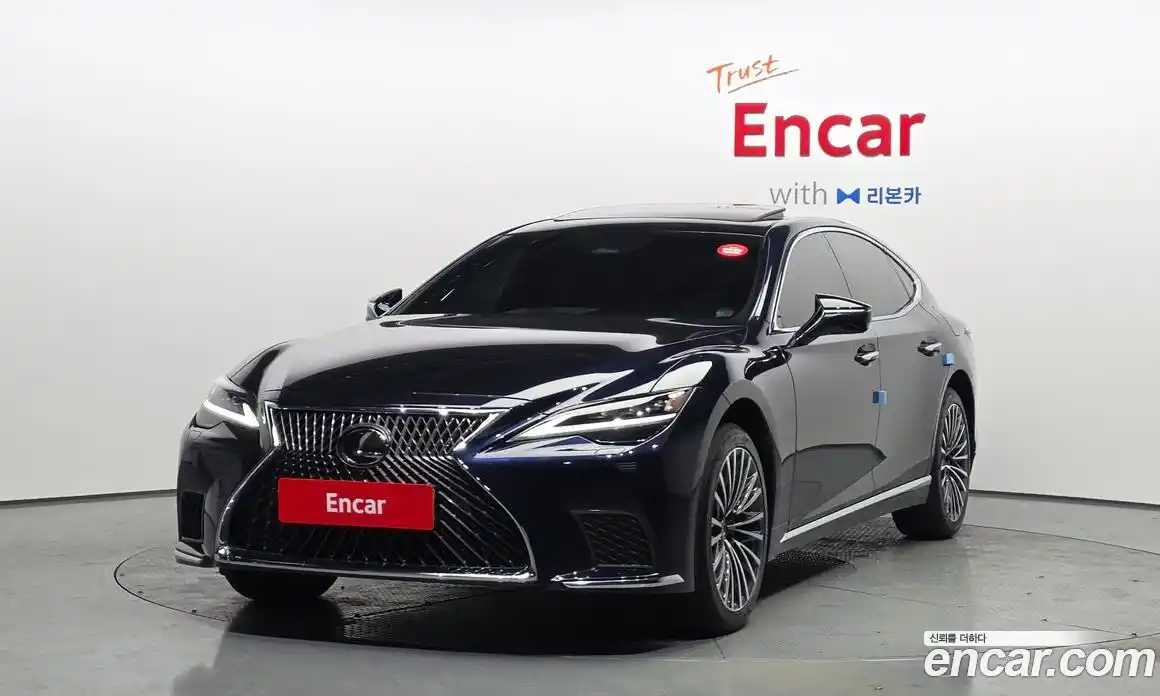 Lexus LS 2024 3.5 Автомат в Москве № 595550, фото 1