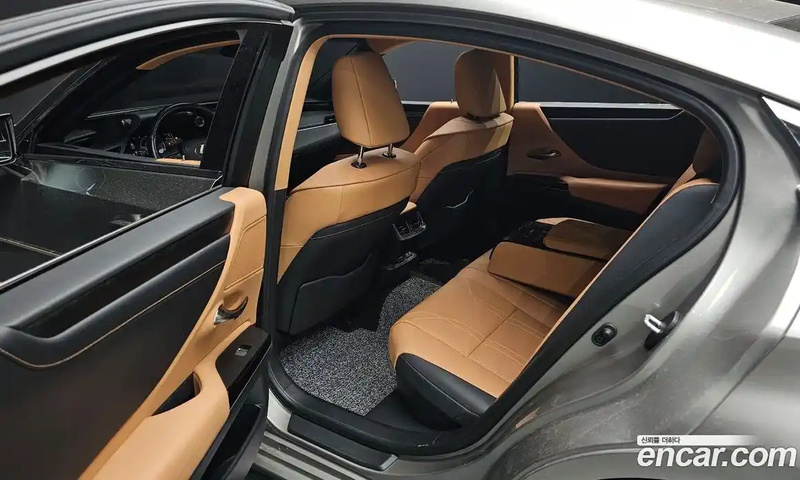 Lexus ES 2022 2.5 Автомат в Москве № 595577, фото 12