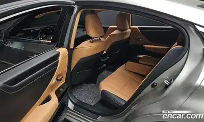Lexus ES 2022 2.5 Автомат в Москве № 595577, миниатюра 12