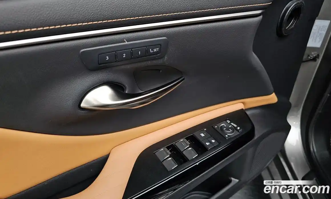 Lexus ES 2022 2.5 Автомат в Москве № 595577, фото 17