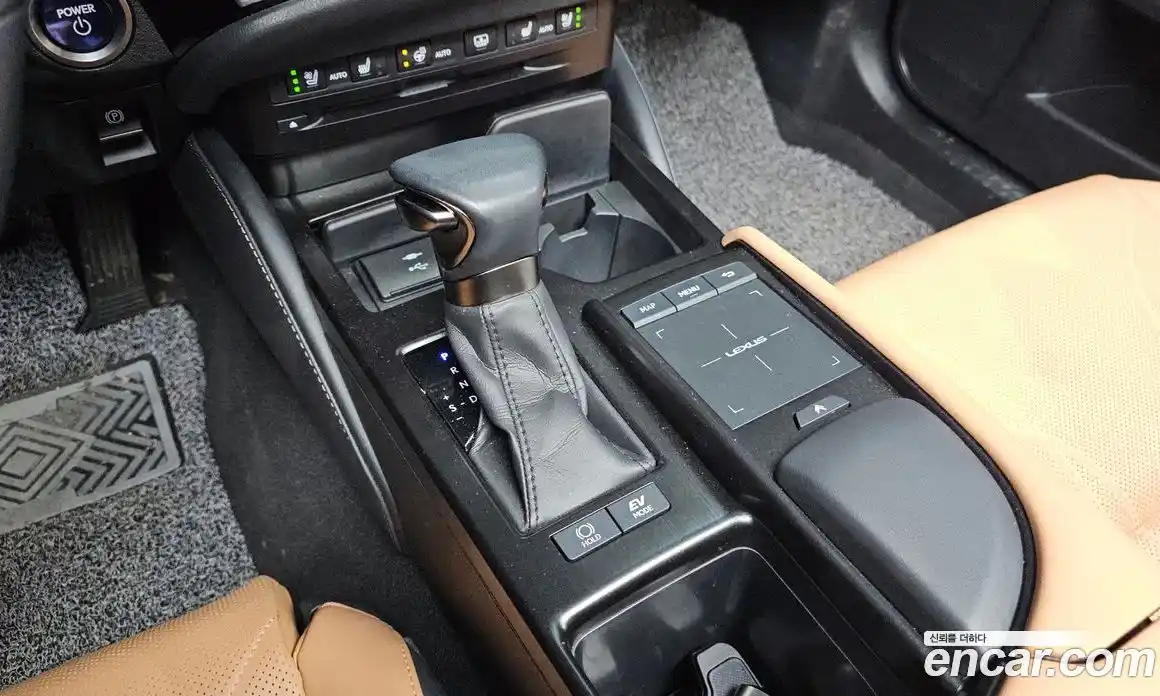 Lexus ES 2022 2.5 Автомат в Москве № 595577, фото 9