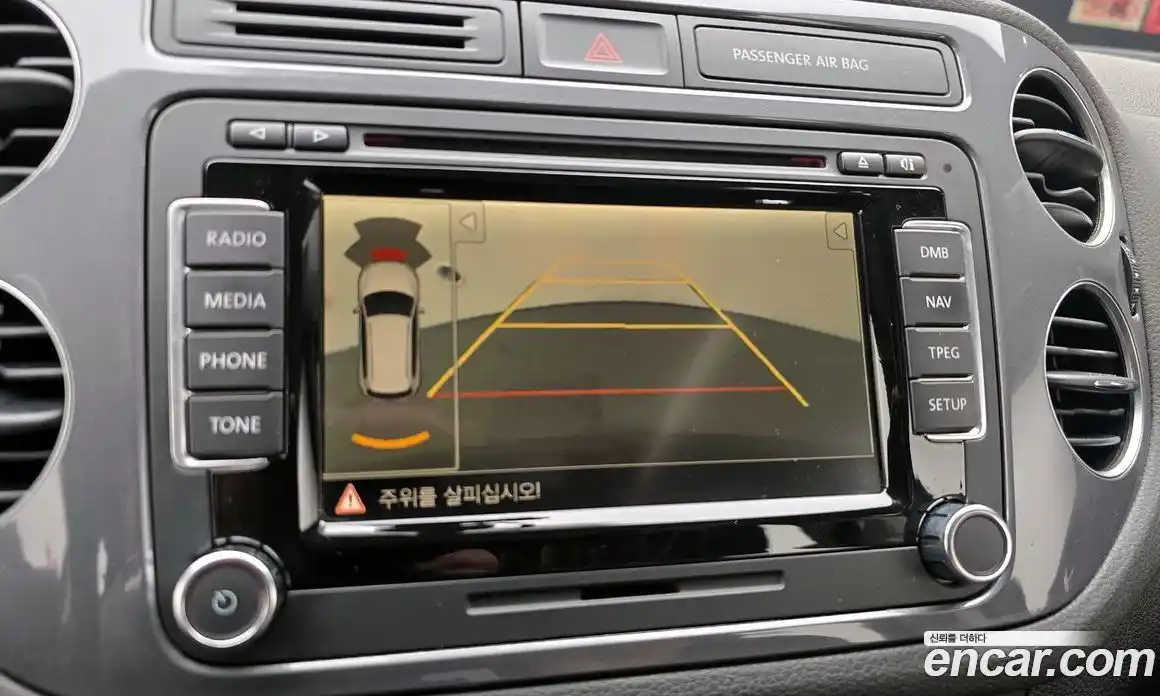 Volkswagen Tiguan 2014 2.0 Автомат в Москве № 595614, фото 15