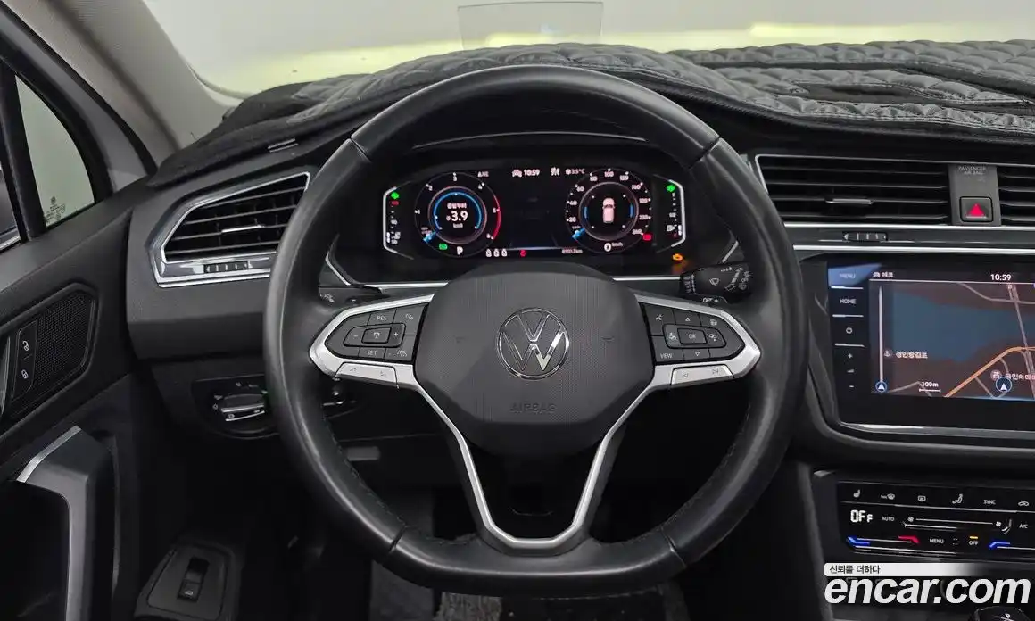 Volkswagen Tiguan 2021 2.0 Автомат в Москве № 595647, фото 13