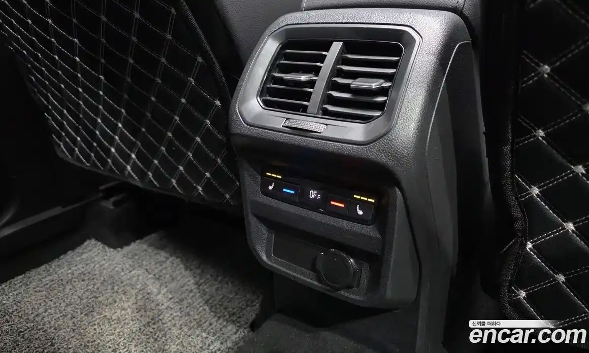 Volkswagen Tiguan 2021 2.0 Автомат в Москве № 595647, фото 19