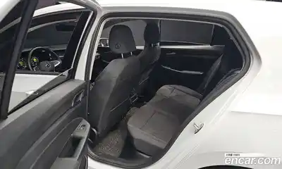 Volkswagen Golf 2022 2.0 Автомат в Москве № 595655, миниатюра 12