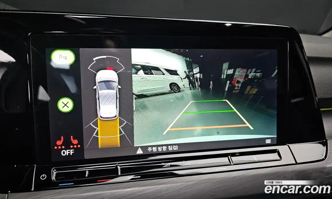 Volkswagen Golf 2022 2.0 Автомат в Москве № 595655, фото 15