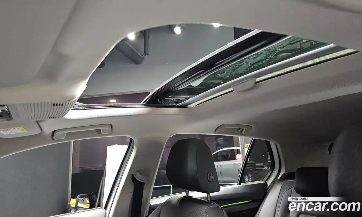 Volkswagen Golf 2022 2.0 Автомат в Москве № 595655, фото 19