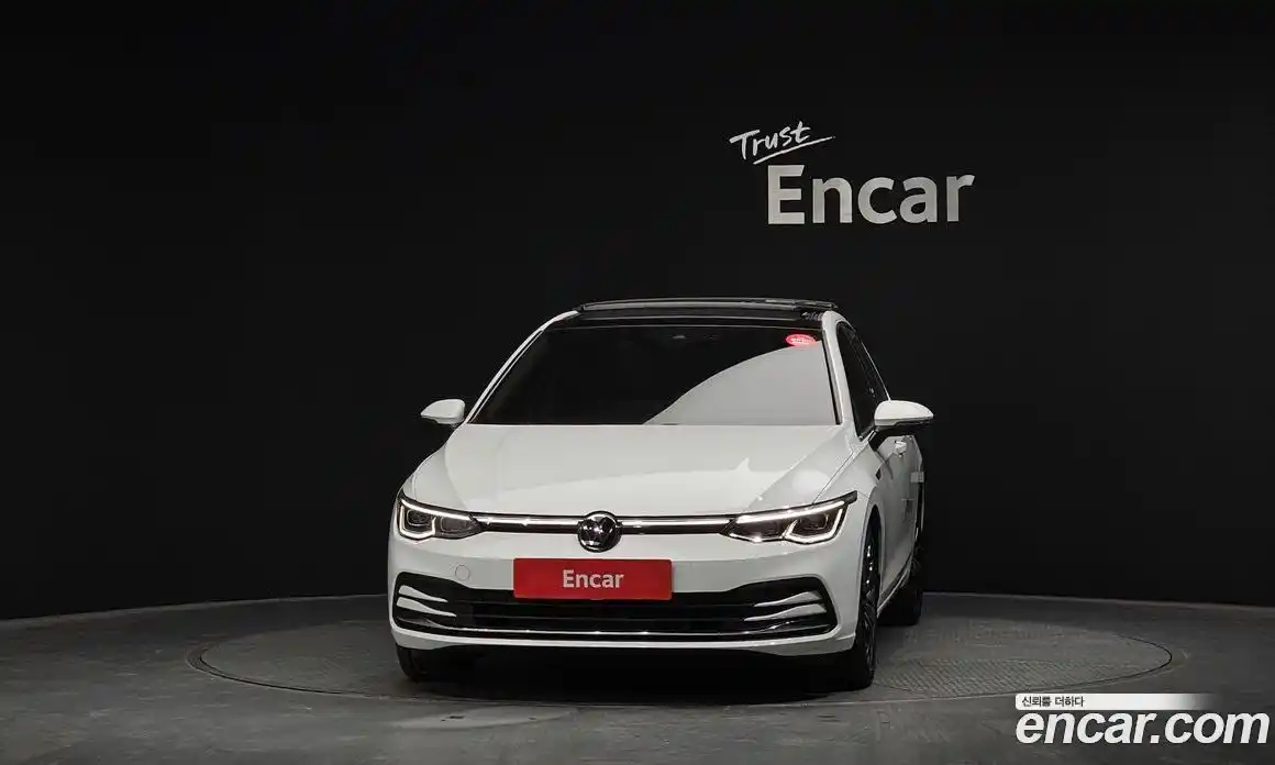 Volkswagen Golf 2022 2.0 Автомат в Москве № 595655, фото 3