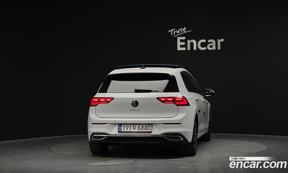 Volkswagen Golf 2022 2.0 Автомат в Москве № 595655, фото 4