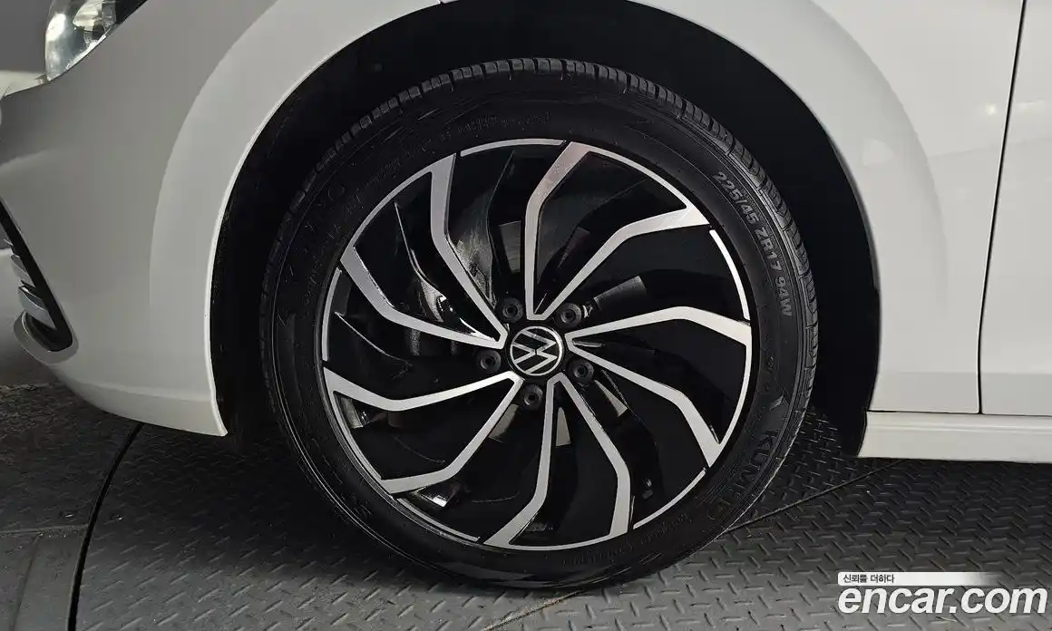 Volkswagen Golf 2022 2.0 Автомат в Москве № 595655, фото 5