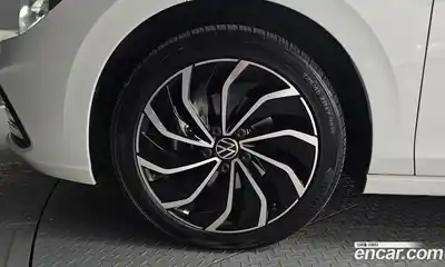 Volkswagen Golf 2022 2.0 Автомат в Москве № 595655, миниатюра 5