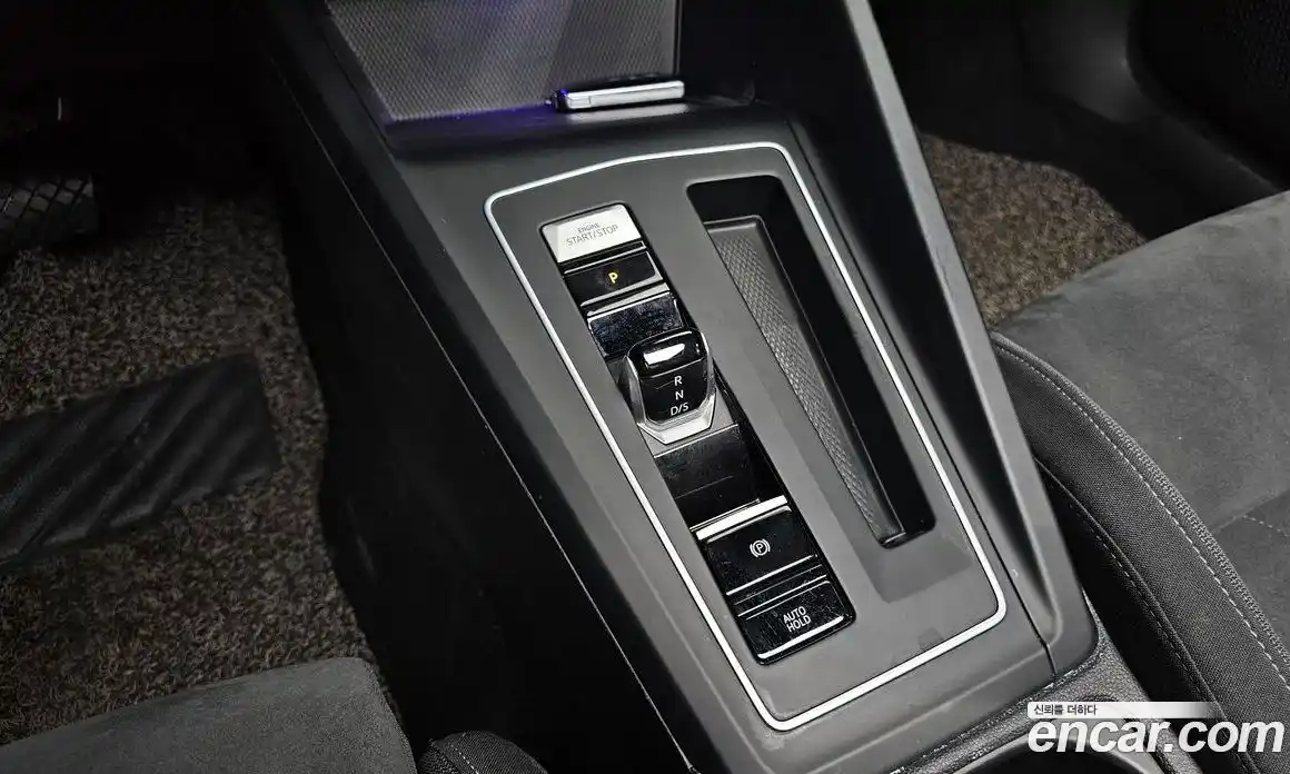 Volkswagen Golf 2022 2.0 Автомат в Москве № 595655, фото 9