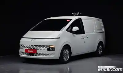 Hyundai Staria, 2025
