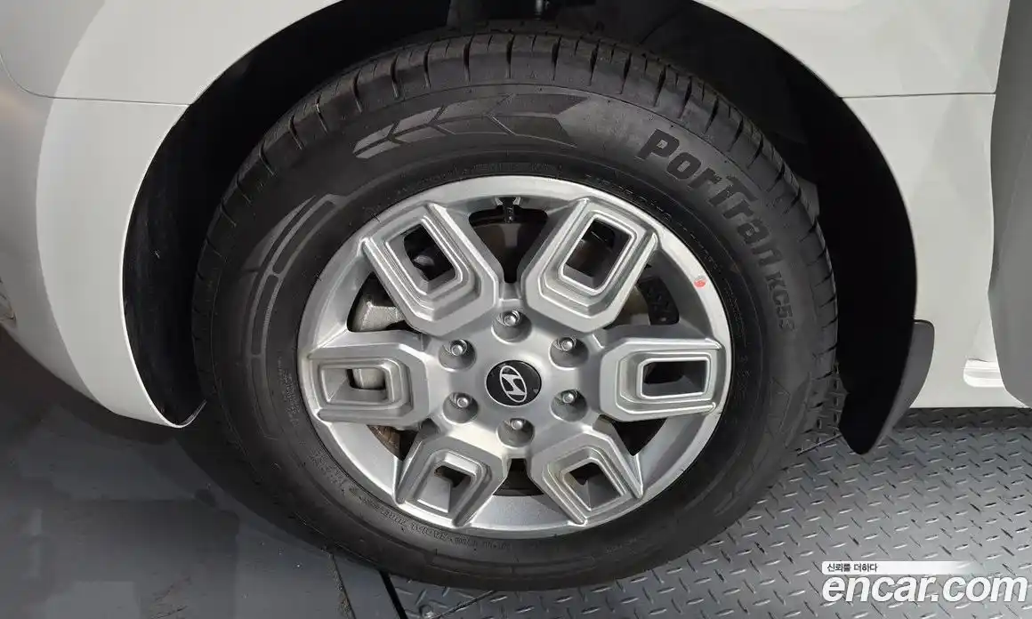 Hyundai Staria 2025 2.2 Автомат в Москве № 607660, фото 5