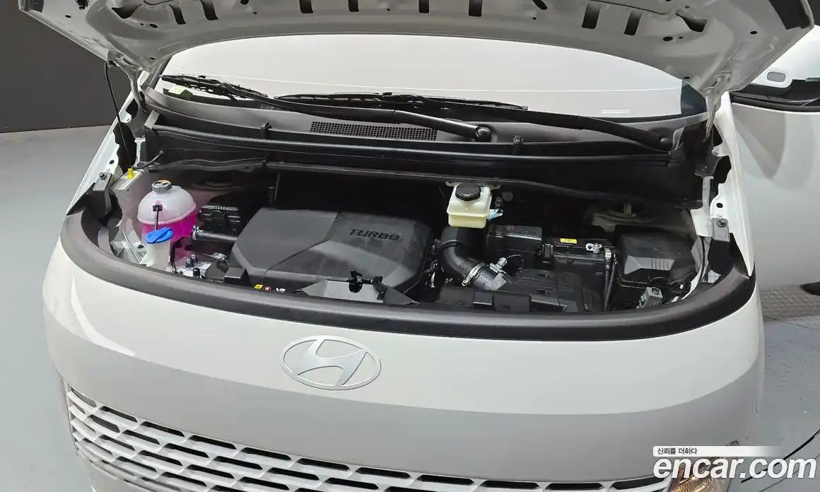 Hyundai Staria 2025 2.2 Автомат в Москве № 607660, фото 6