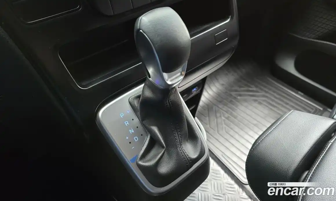 Hyundai Staria 2025 2.2 Автомат в Москве № 607660, фото 9