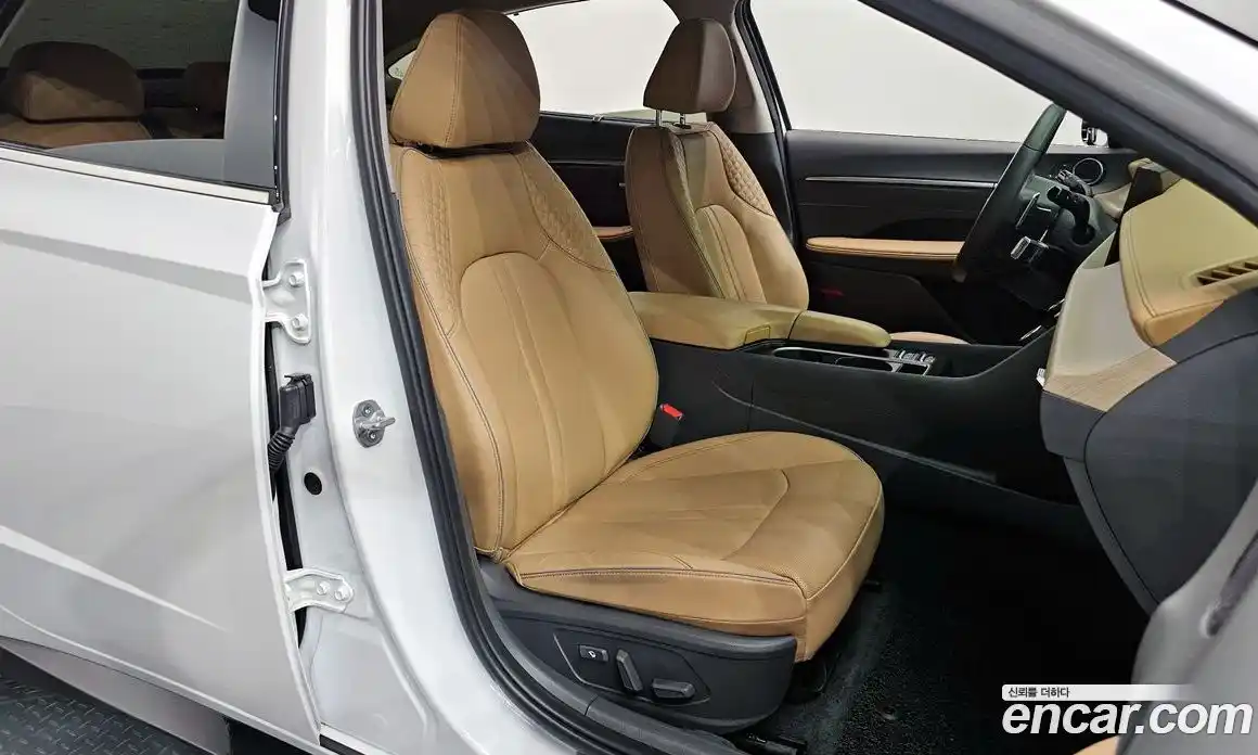 Hyundai Sonata 2024 1.6 Автомат в Москве № 607764, фото 10