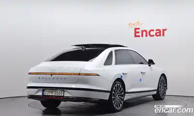 Hyundai Grandeur 2023 1.6 Автомат в Москве № 608100, миниатюра 2