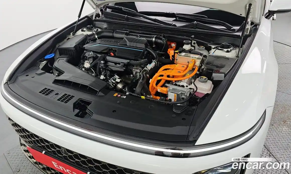 Hyundai Grandeur 2023 1.6 Автомат в Москве № 608100, фото 6