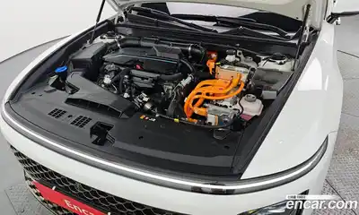 Hyundai Grandeur 2023 1.6 Автомат в Москве № 608100, миниатюра 6