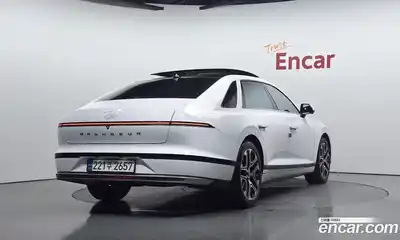 Hyundai Grandeur 2024 2.5 Автомат в Москве № 608175, миниатюра 2