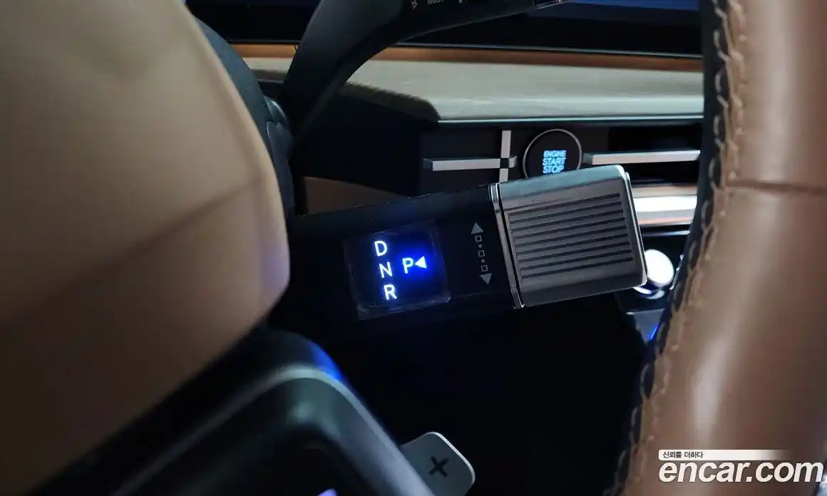 Hyundai Santa Fe 2024 1.6 Автомат в Москве № 608444, фото 9