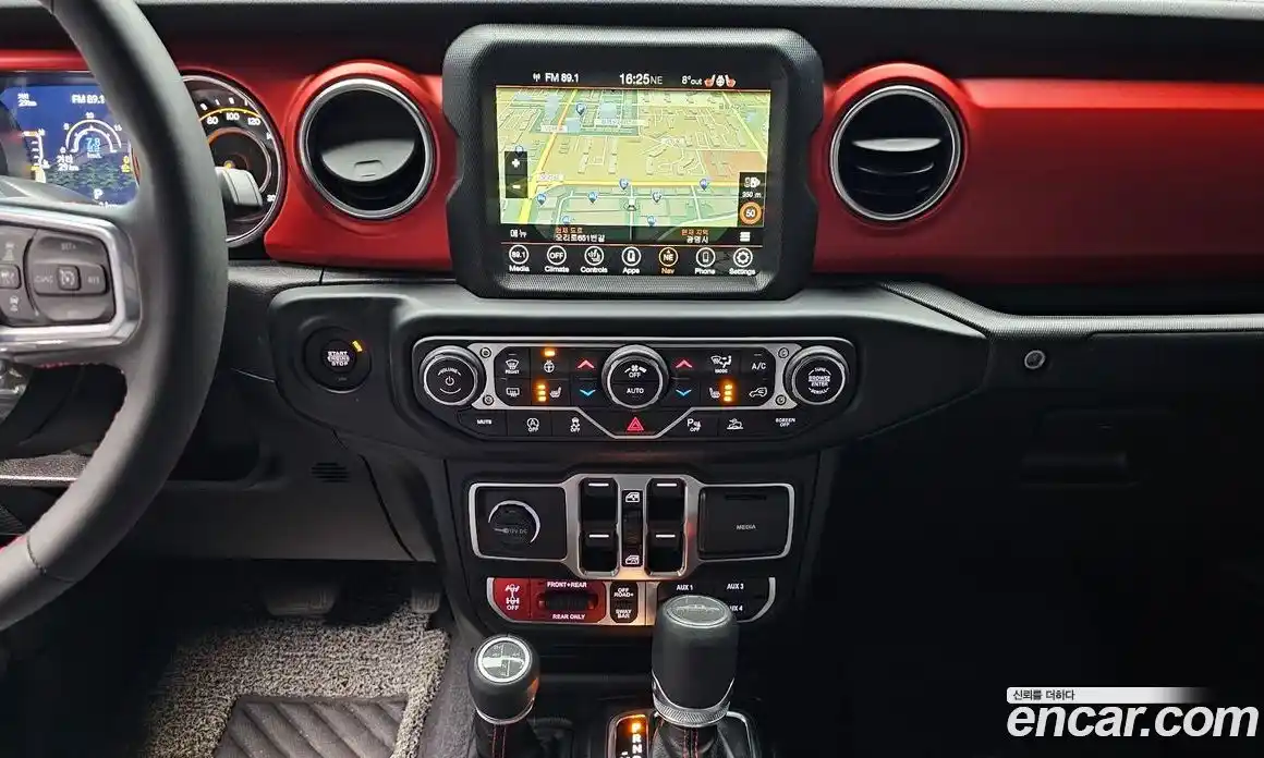 Jeep Gladiator 2023 3.6 Автомат в Москве № 608755, фото 16