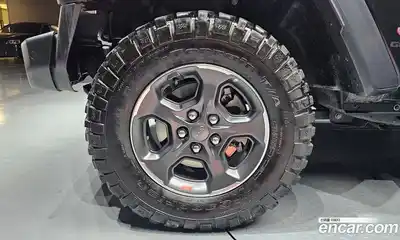 Jeep Gladiator 2023 3.6 Автомат в Москве № 608755, миниатюра 5