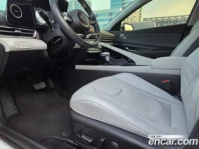 Hyundai Avante 2022 1.6 Автомат в Москве № 608815, миниатюра 6