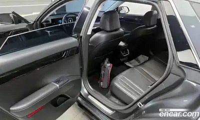 Hyundai Grandeur 2023 2.5 Автомат в Москве № 608943, миниатюра 11